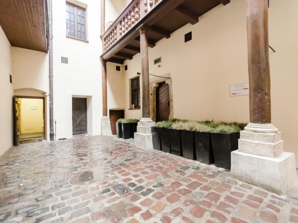 Place 4 You Apartments Krakow Ngoại thất bức ảnh