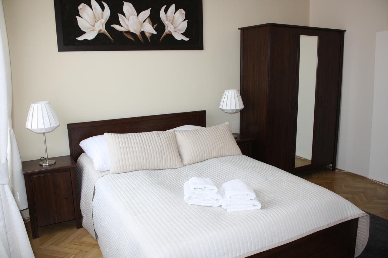 Place 4 You Apartments Krakow Ngoại thất bức ảnh